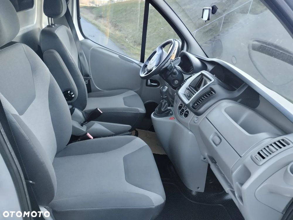 Renault Trafic - 14