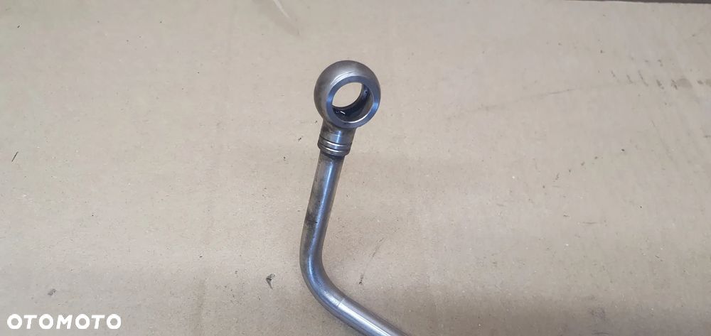 Rurka oleju turbiny smarująca VW Audi Skoda Seat 1.6 TDI 03L145771AL - 2