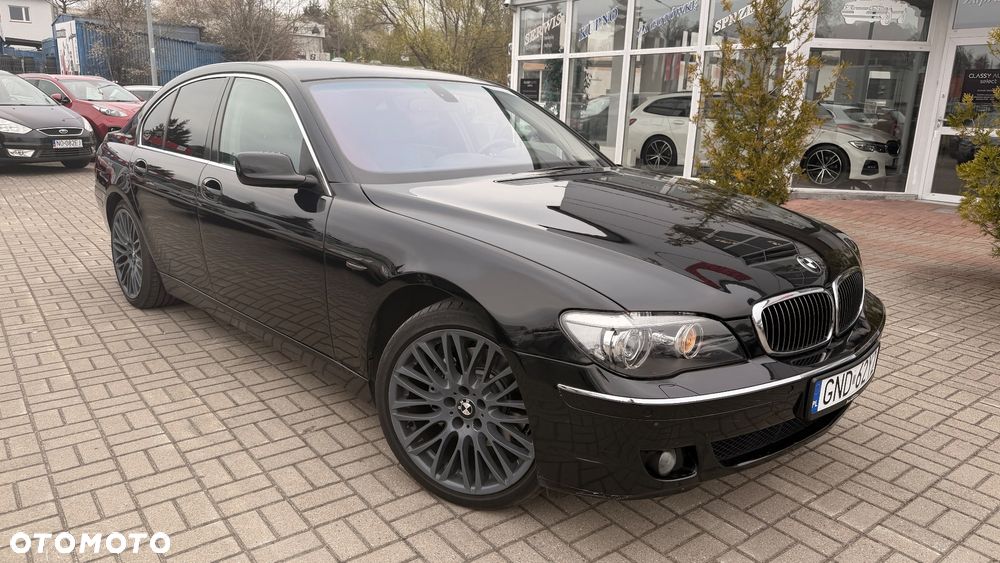 BMW Seria 7 740i - 16