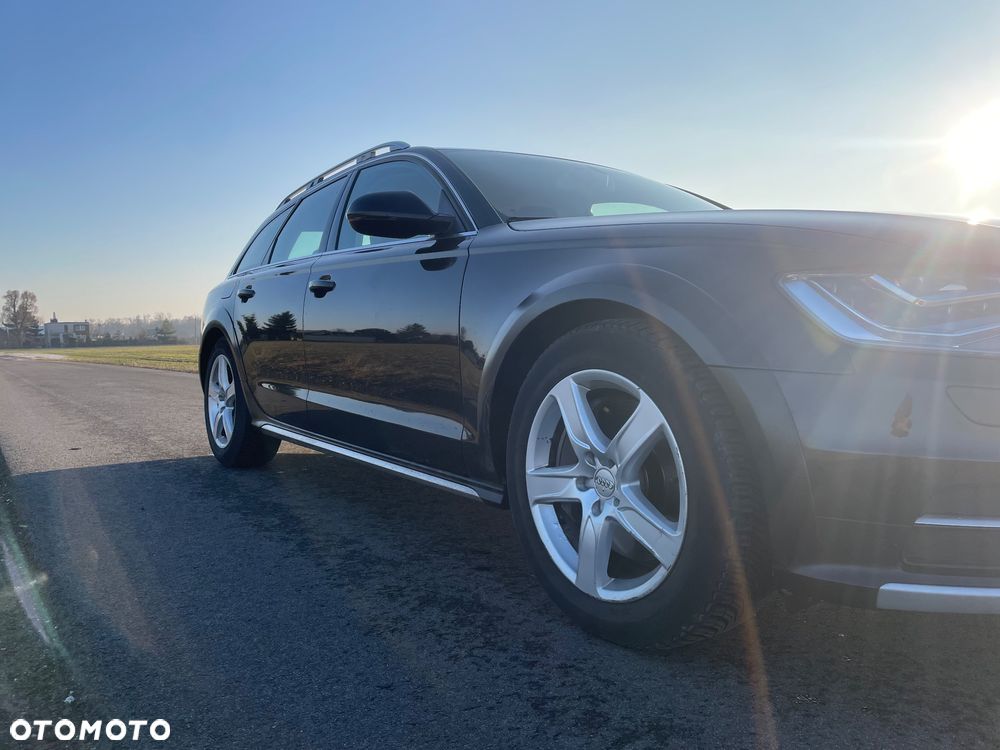 Audi A6 Allroad - 14