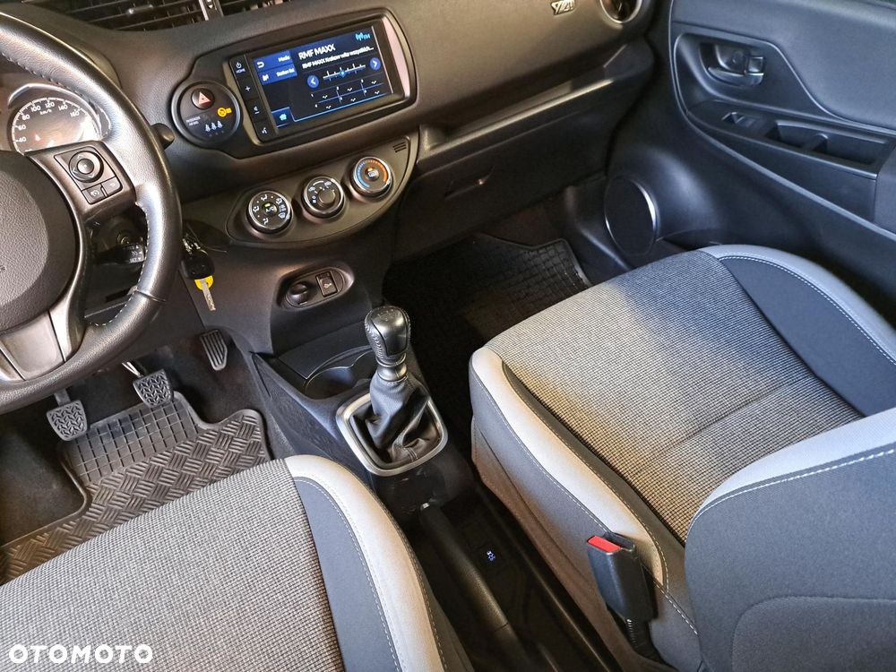 Toyota Yaris - 21