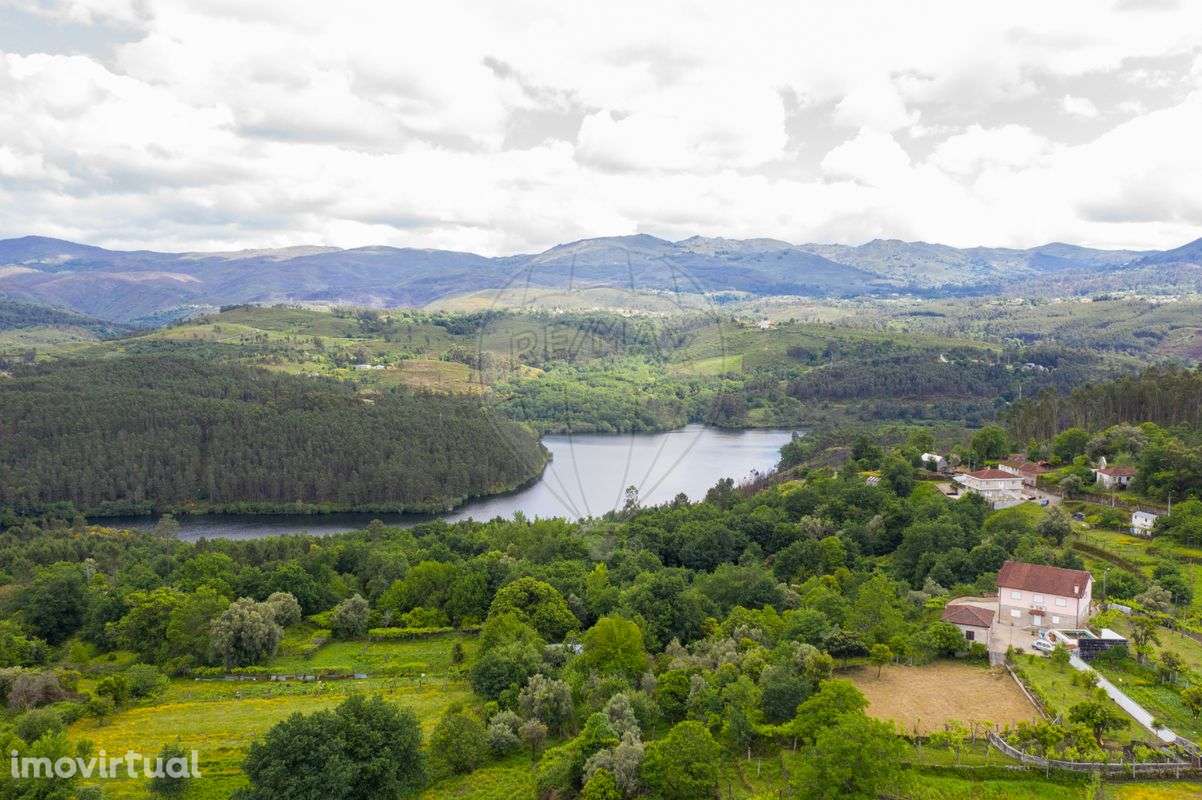 Moradia T2 para venda - Grande imagem: 2/11