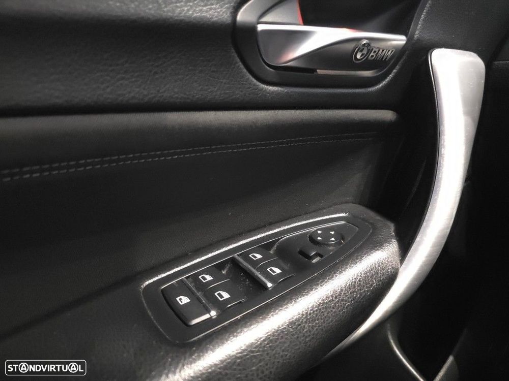 BMW 116 d Line Sport Shadow - 25
