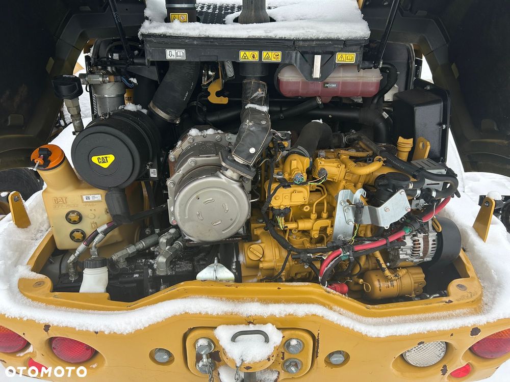 Caterpillar 906 CAT 908 M JAK NOWA 1600h - 18