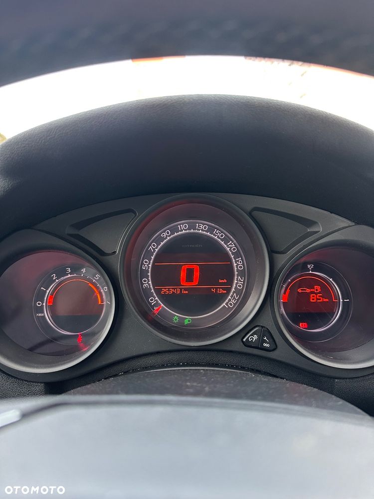 Citroën C4 1.6 HDi Equilibre Pack - 19