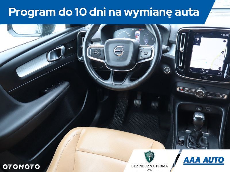 Volvo XC 40 - 9