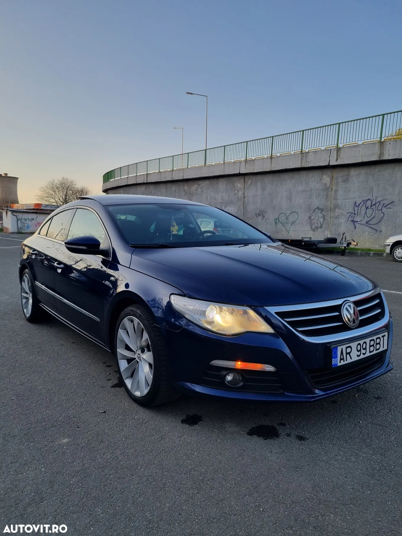 Volkswagen Passat CC 2.0 TDI 4Motion DSG - 2