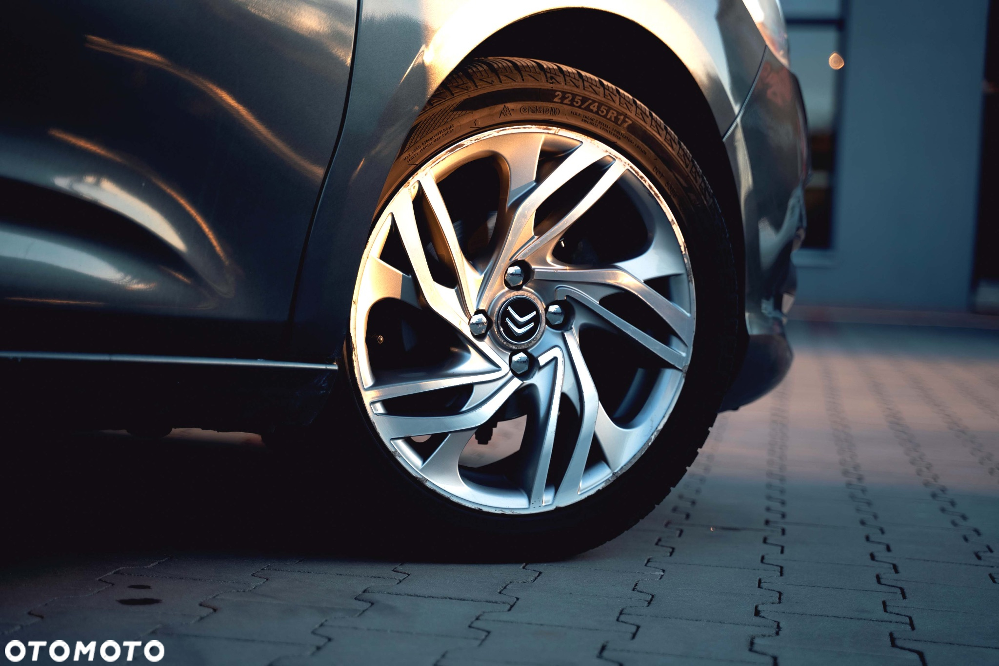 Citroën C4 1.6 HDi Attraction - 8
