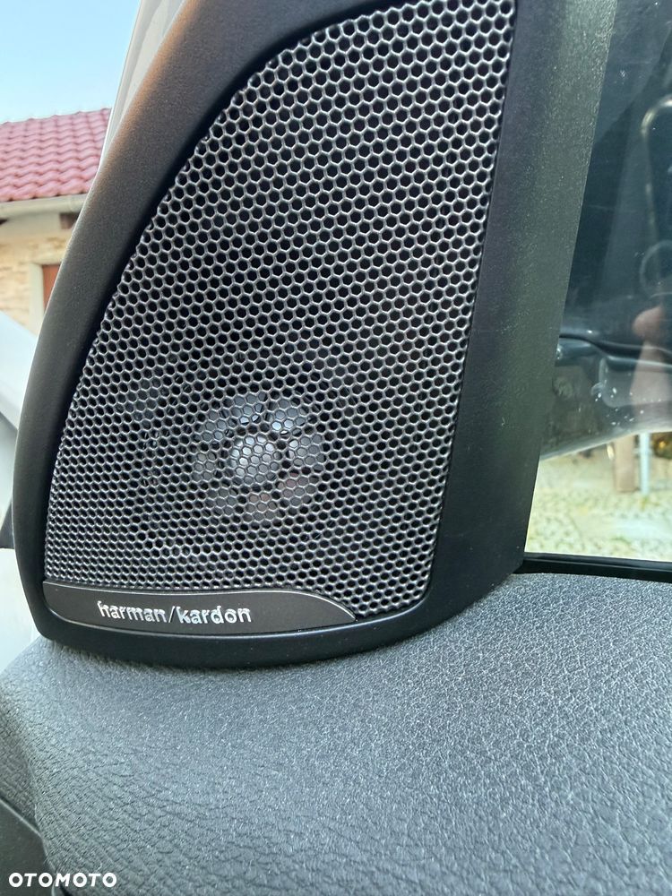 BMW X1 xDrive20i Sport Line - 14