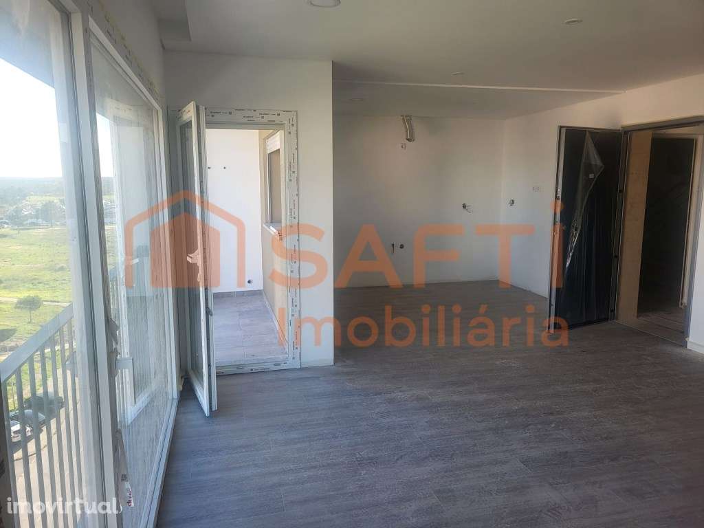 T3 com garagem em Corroios 3ºAndar - Grande imagem: 3/37