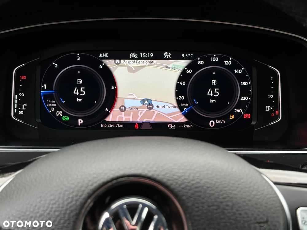 Volkswagen Tiguan - 10