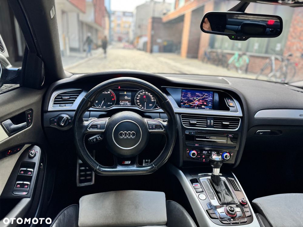 Audi S4 Limousine - 22