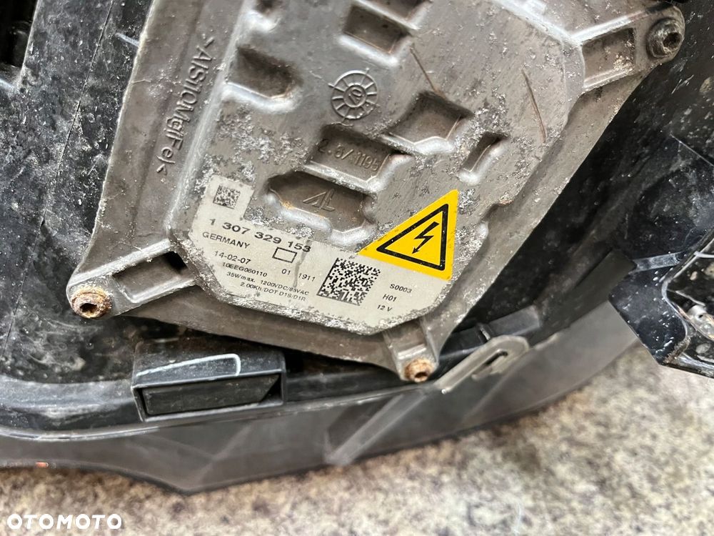 Lampa prawa przod przednia Bi-Xenon BiXenon nieskretny BMW X5 E70 ORG BDB - 7