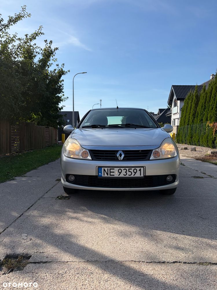 Renault Thalia 1.6 16V All Inclusive - 1