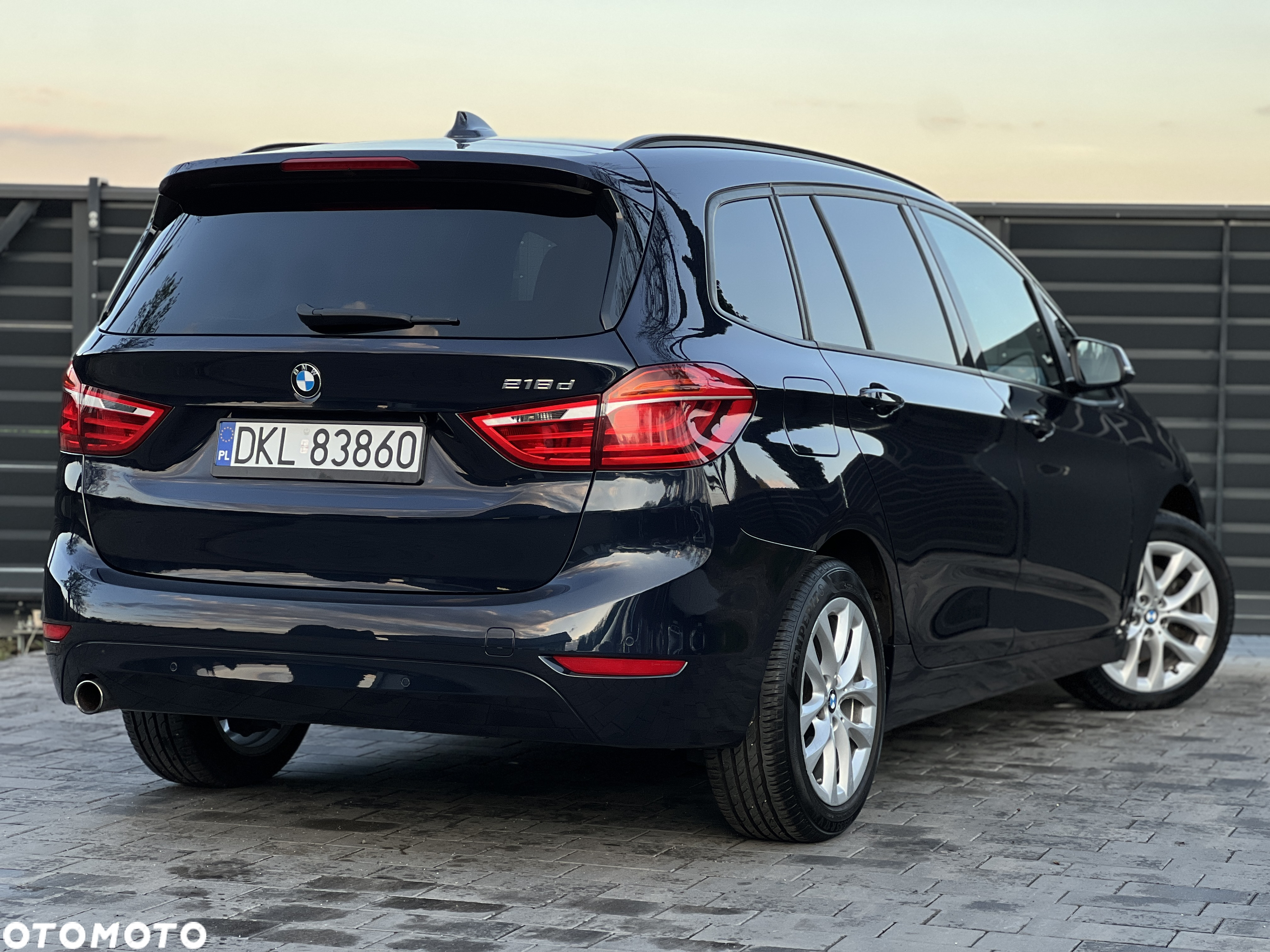 BMW Seria 2 218d Sport Line - 7