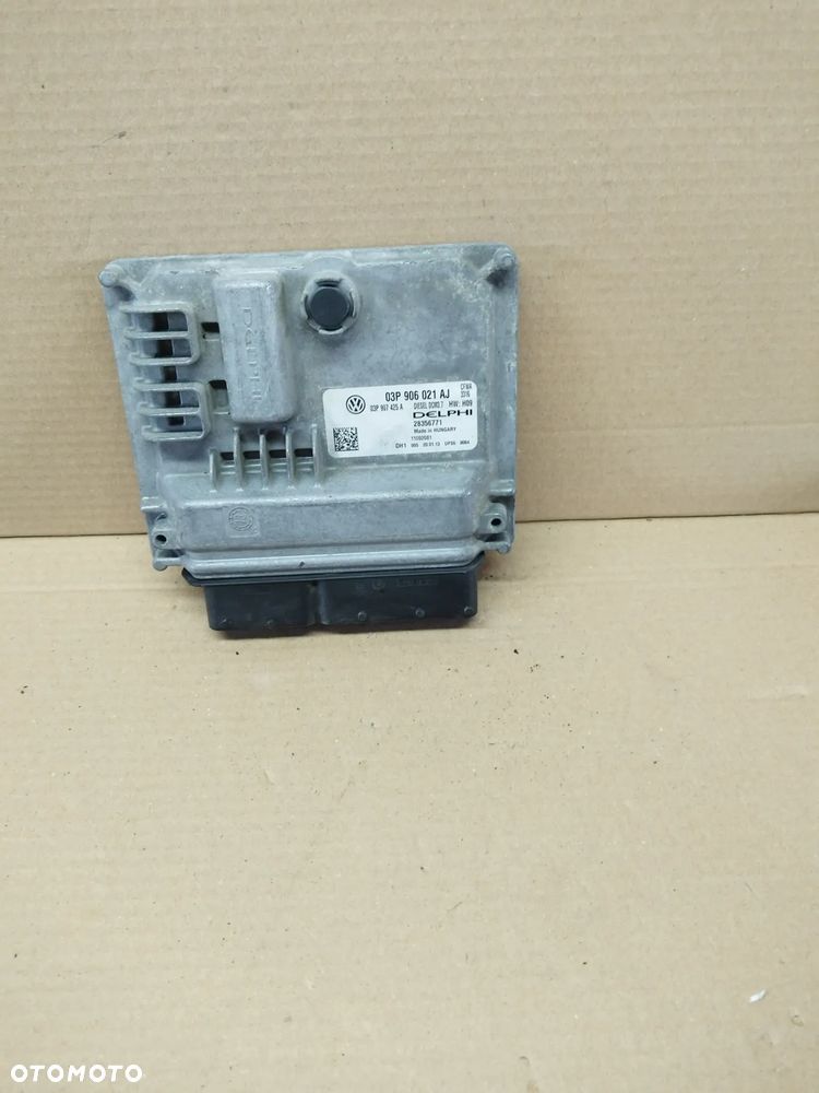 KOMPUTER SILNIKA VW POLO 1.2 TDI 03P906021AJ 03P907425A - 1