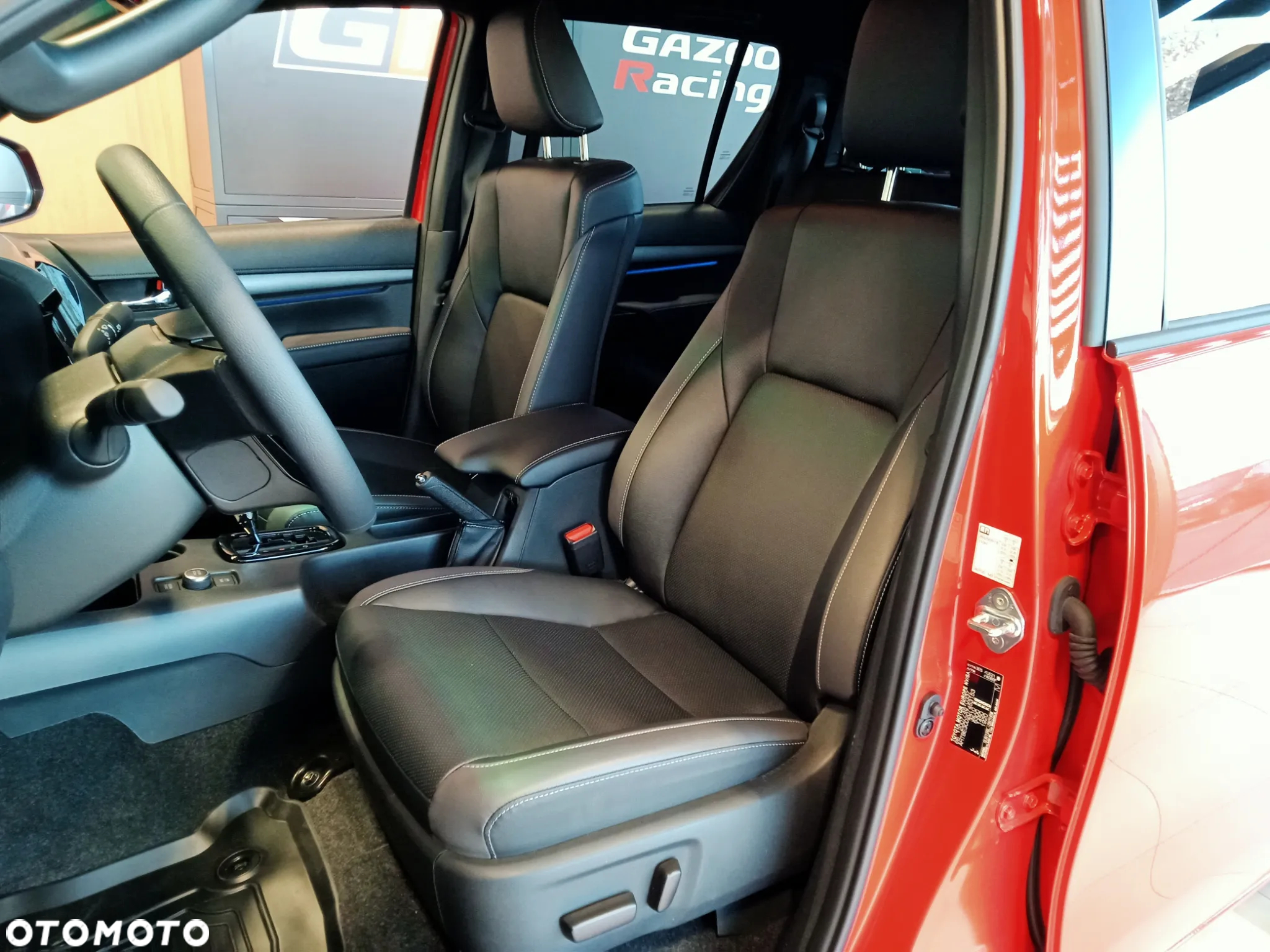 Toyota Hilux 2.8 D-4D Double Cab Invincible 4x4 - 9