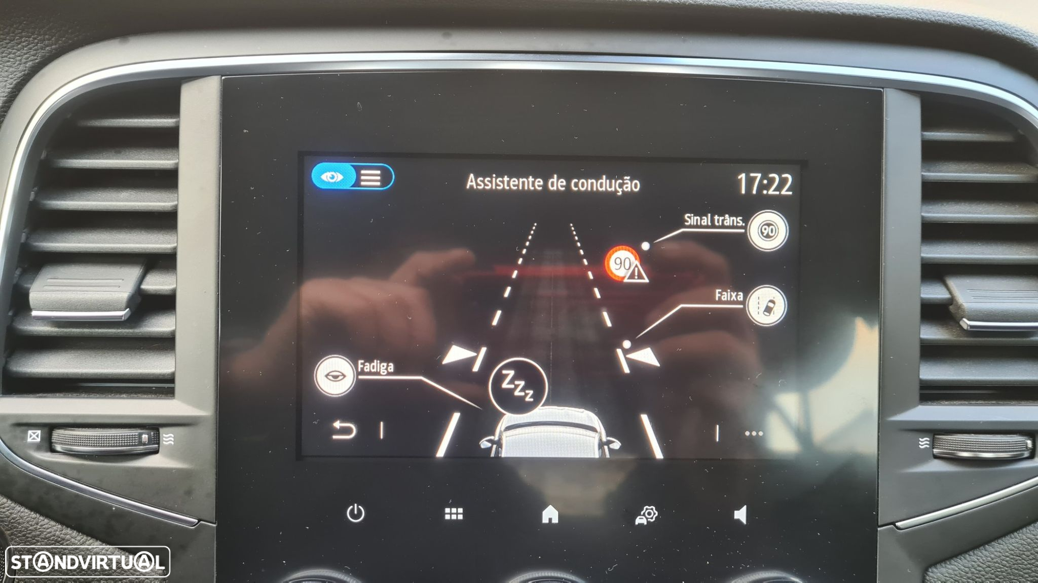 Renault Mégane 1.5 Blue dCi Intens EDC - 21
