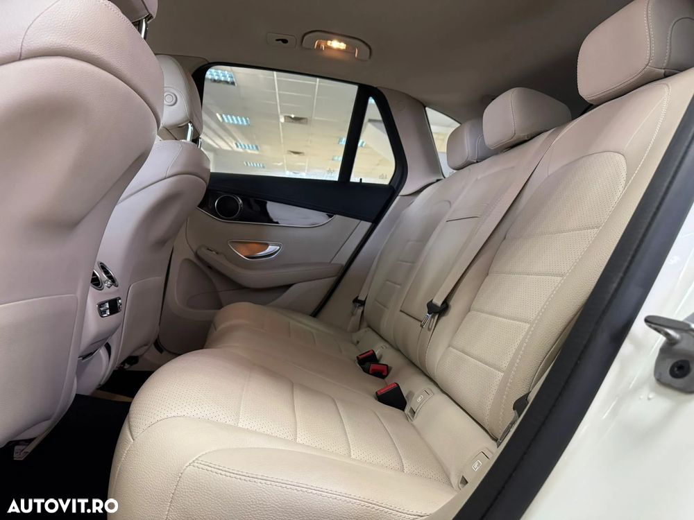 Mercedes-Benz GLC 220 d 4Matic 9G-TRONIC Exclusive - 19