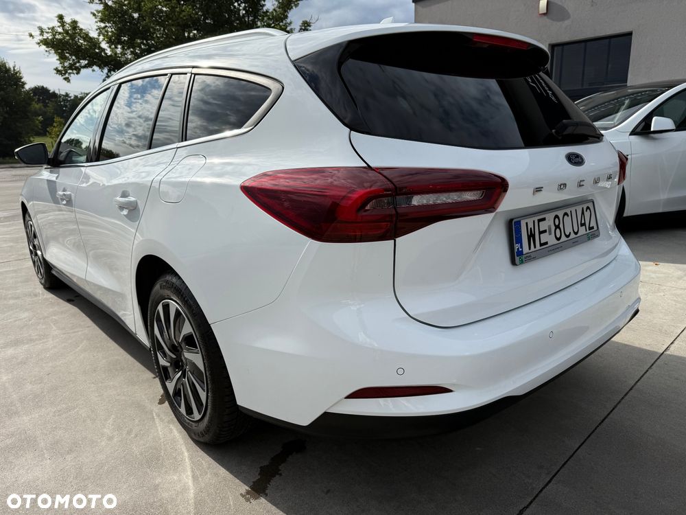 Ford Focus 1.0 EcoBoost mHEV Titanium - 4