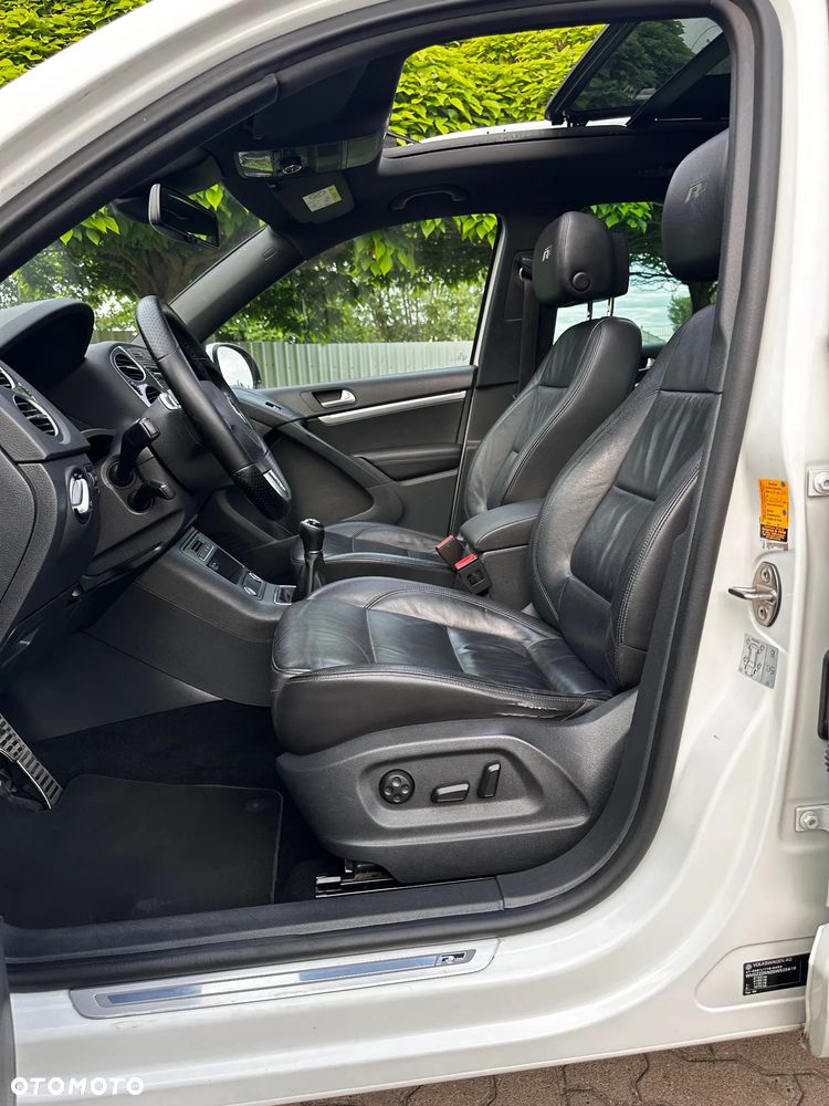 Volkswagen Tiguan 2.0 TDI SCR R-Line - 13