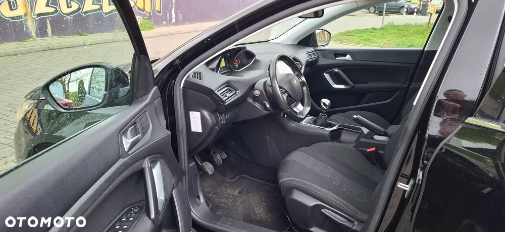 Peugeot 308 1.6 BlueHDi Business Line S&S - 11