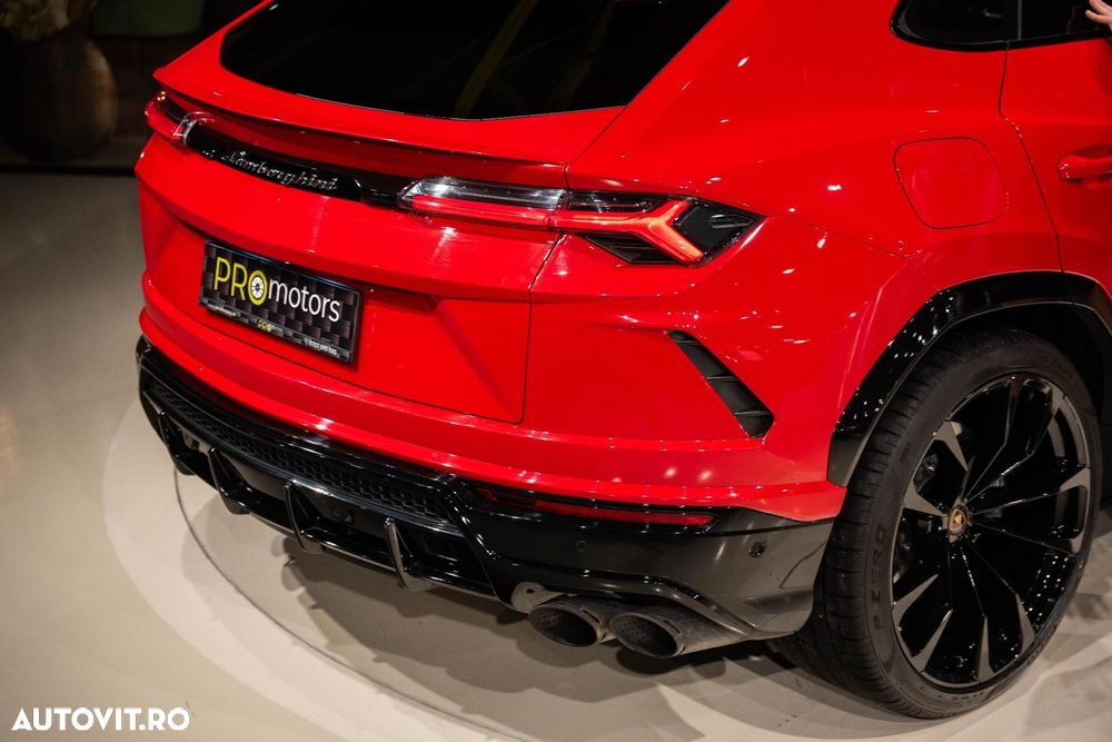 Lamborghini URUS - 33