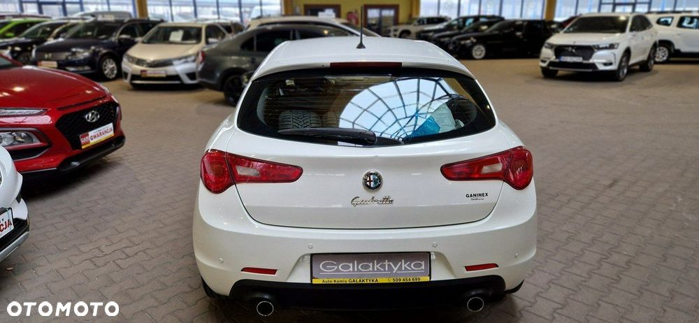 Alfa Romeo Giulietta - 7