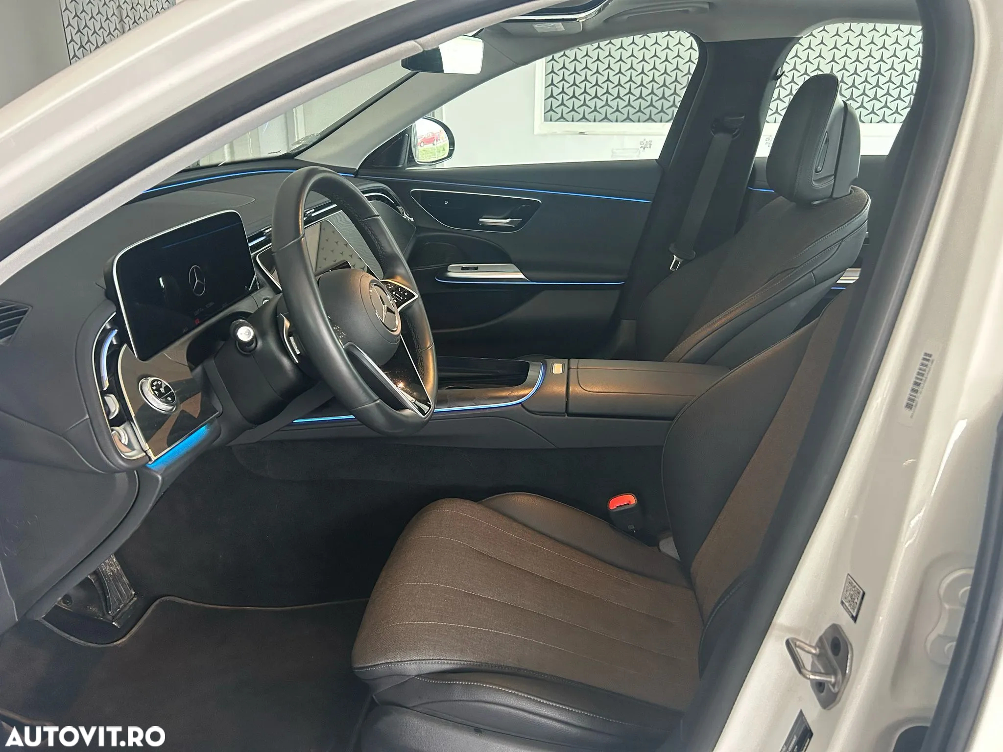 Mercedes-Benz E 220 d 9G-TRONIC Edition AVANTGARDE - 12