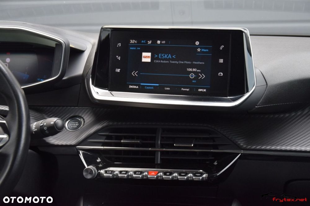 Peugeot 2008 - 26