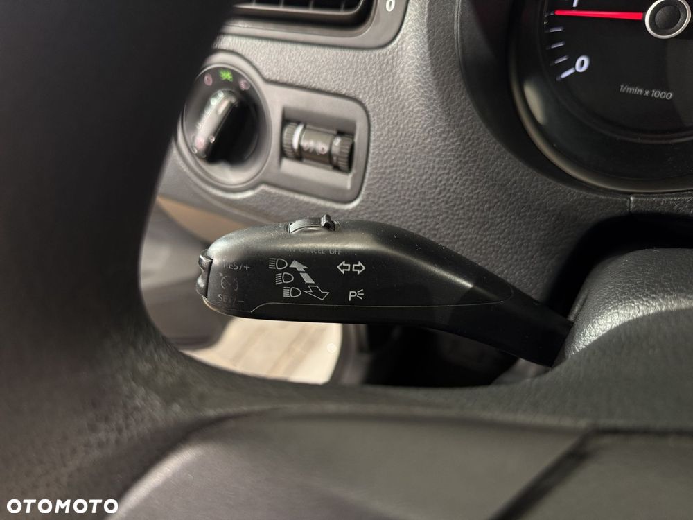 Volkswagen Polo - 13