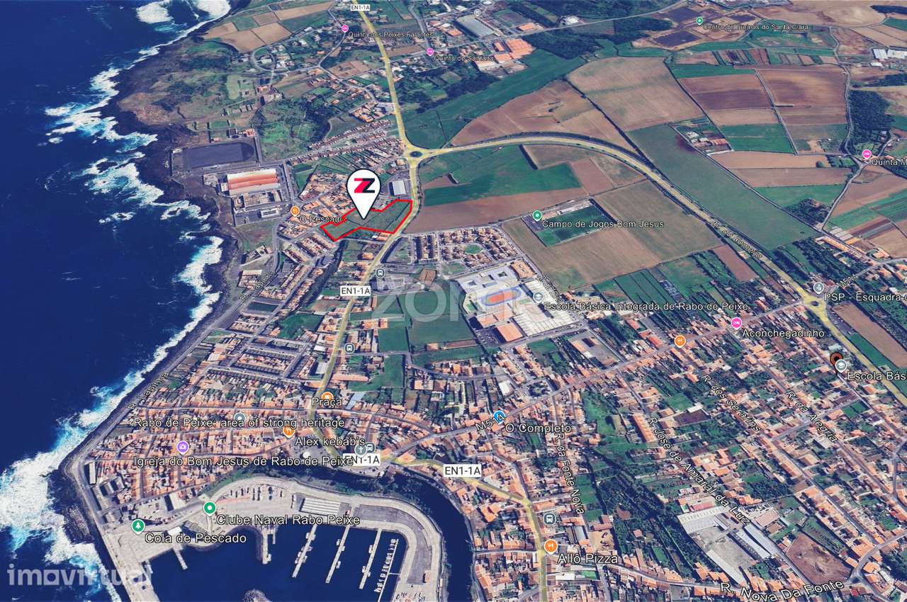Terreno urbanizável com 13.020 m² no centro de Rabo de Peixe
