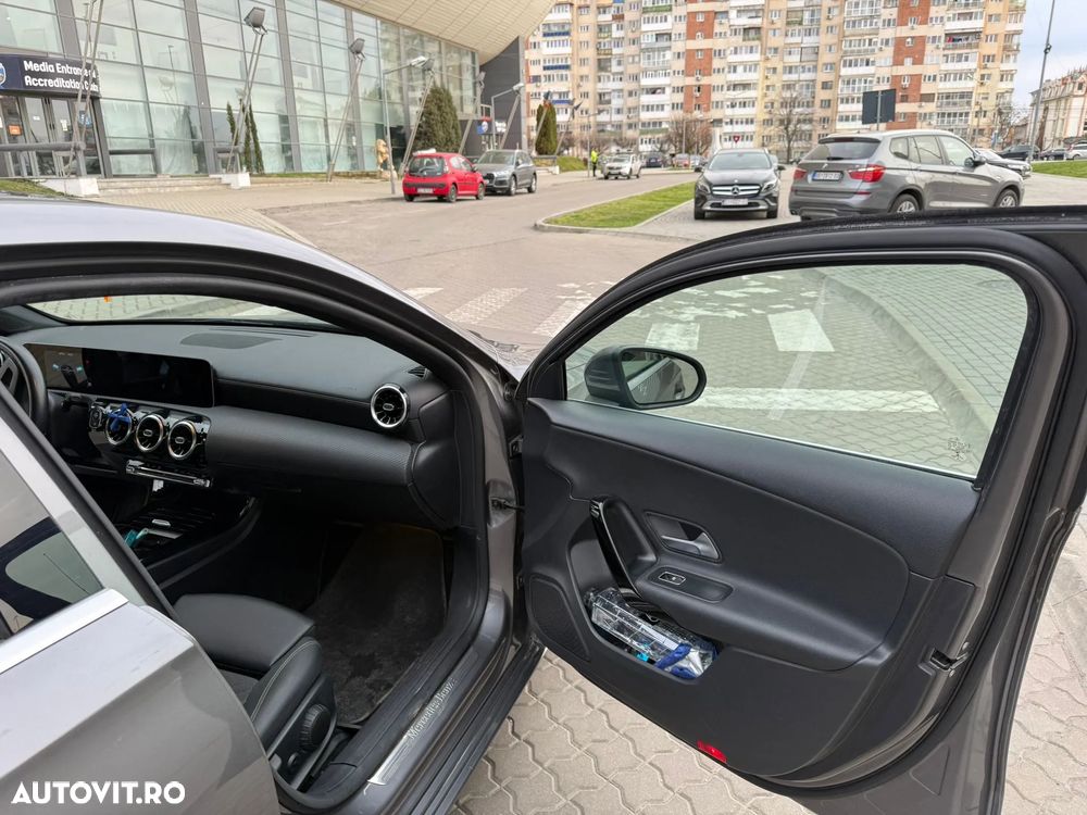 Mercedes-Benz A 200 Sedan 7G-DCT Edition 2020 - 5