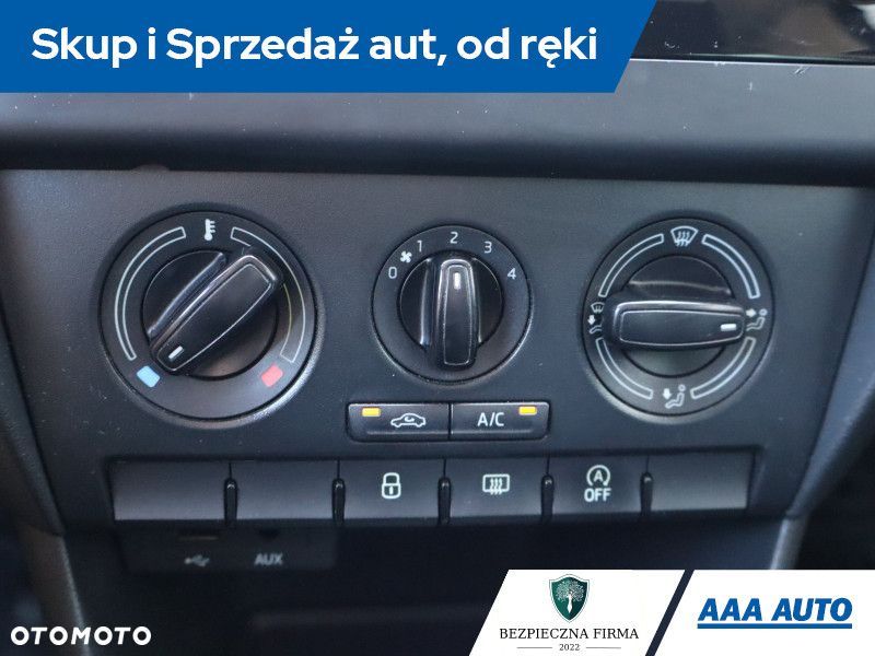 Skoda RAPID - 15
