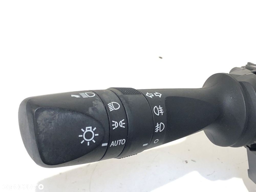 PRZEŁĄCZNIK KIERUNKOWSKAZÓW - 115.00 PLN - TOYOTA C-HR (_X1_) 2016 - 2022 1.2 (NGX10_) 85 kW [116 - 2