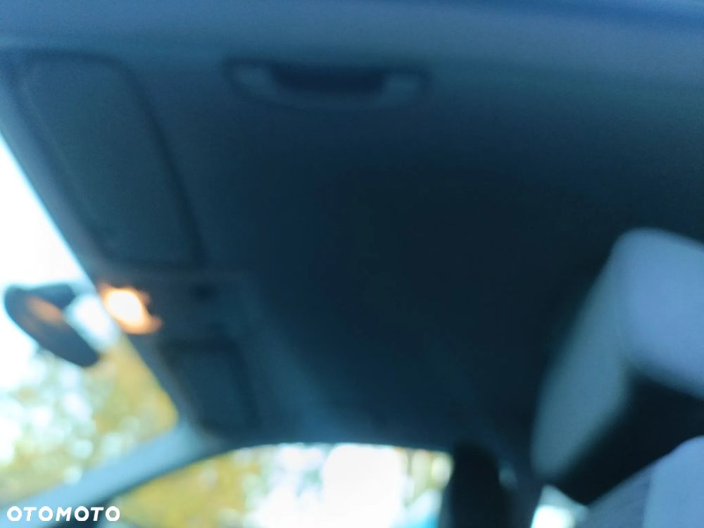 BMW Seria 1 116i - 23