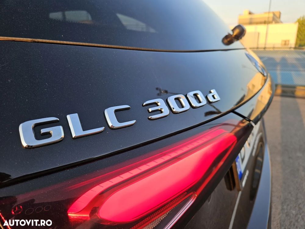 Mercedes-Benz GLC 300 d 4MATIC MHEV - 6