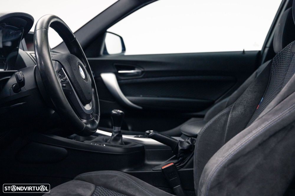 BMW 116 d Pack M - 18