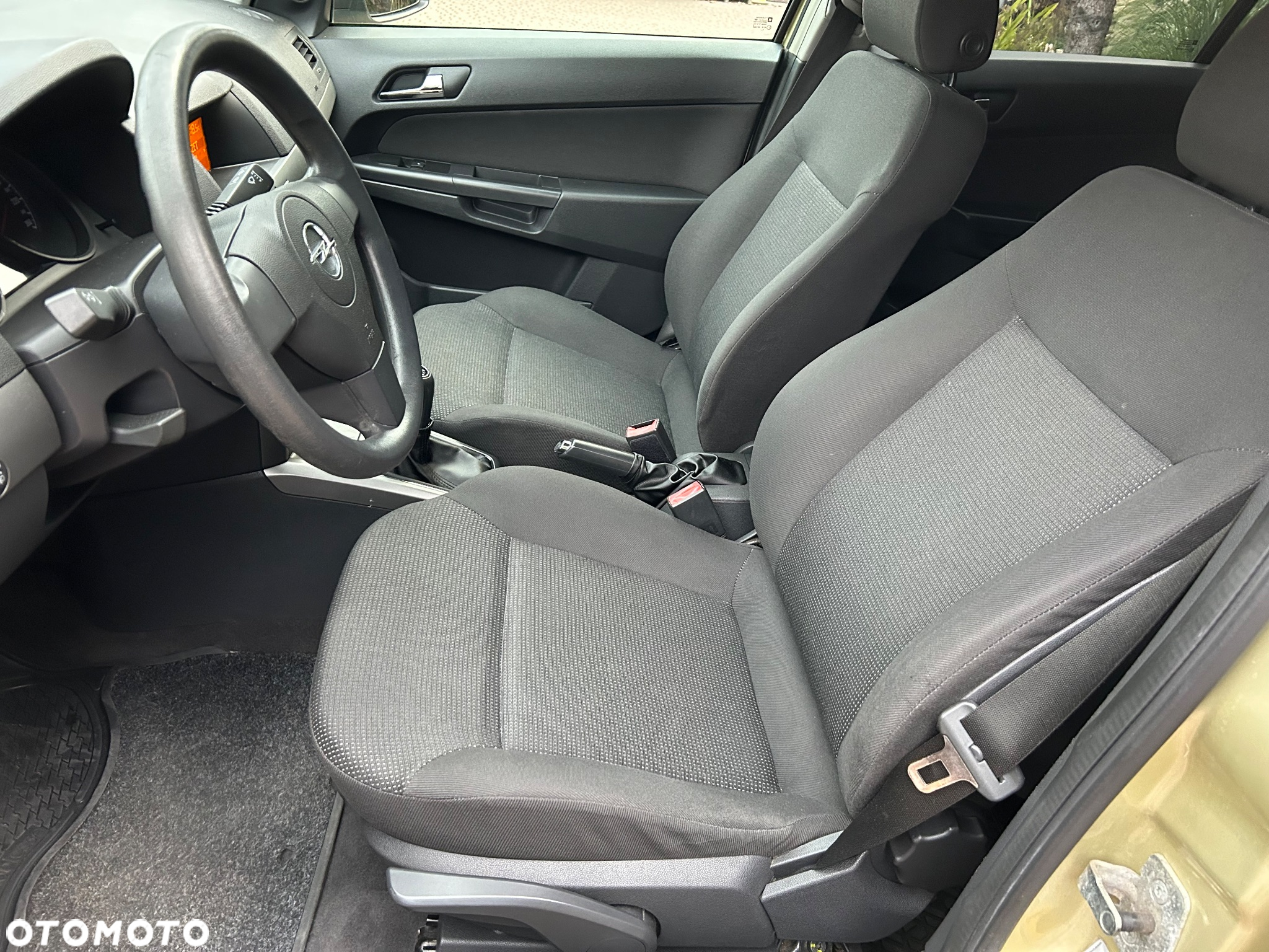 Opel Astra - 12