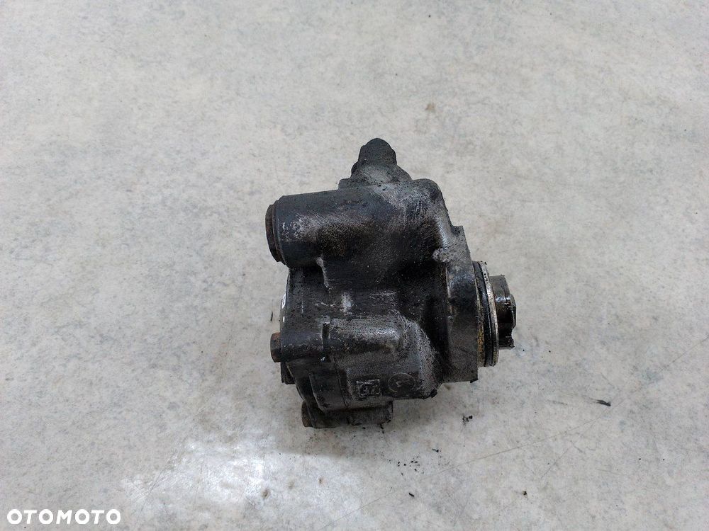 POMPA WSPOMAGANIA RENAULT MASTER II 7700300535/E 7683955118 2.8 DTI - 1