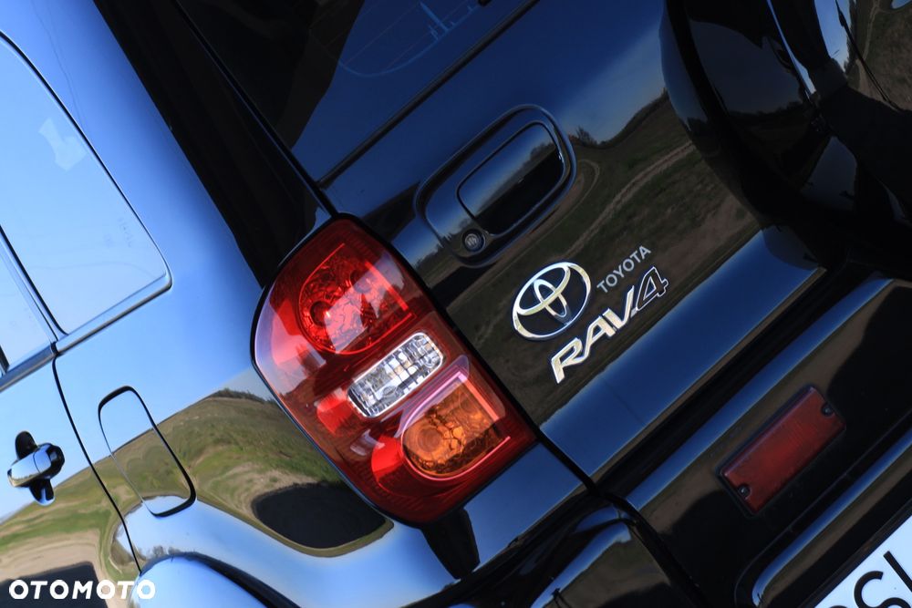 Toyota RAV4 2.0 D-4D 4x4 - 1