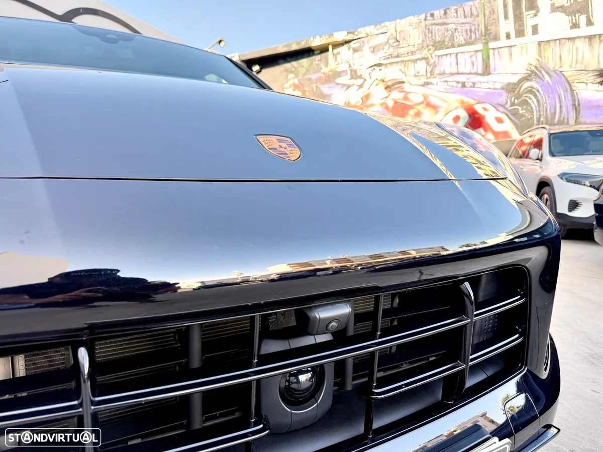 Porsche Cayenne Coupé E-Hybrid - 60