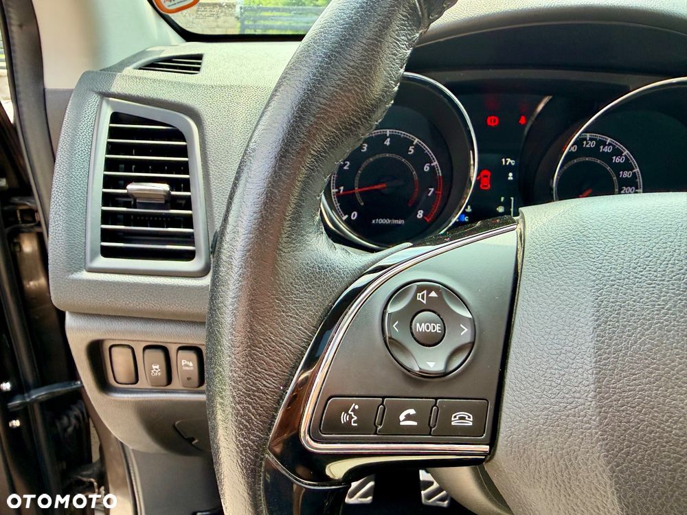 Mitsubishi ASX 1.6 2WD Intense - 16