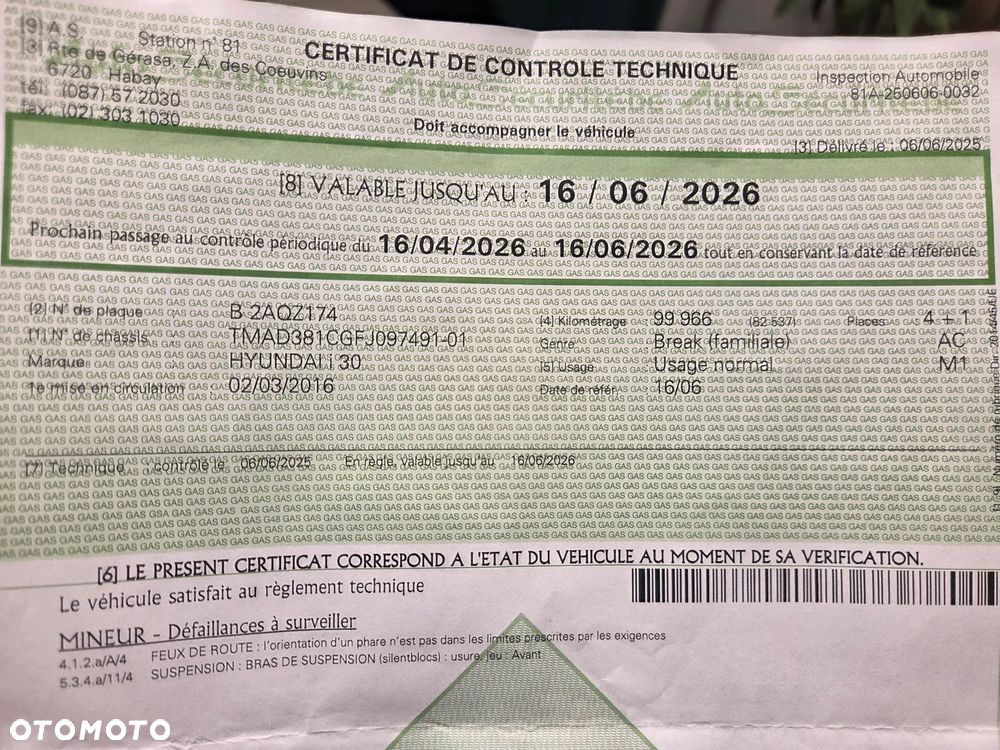Hyundai i30 Kombi 1.6 GDi DCT Premium - 24