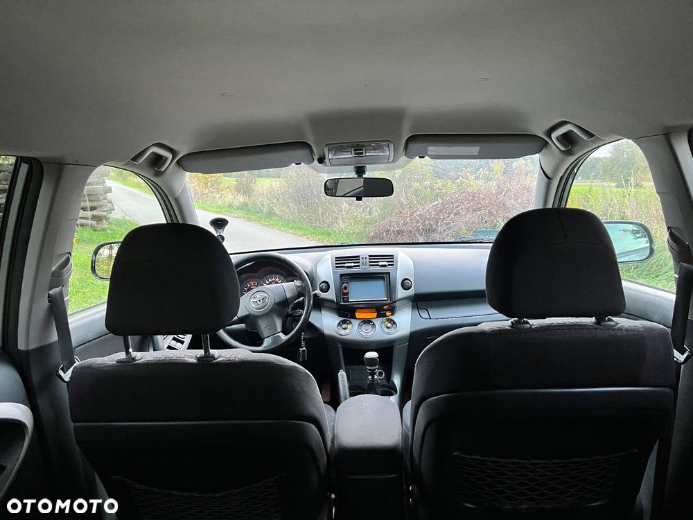 Toyota RAV4 2.2 D-4D Luna - 10