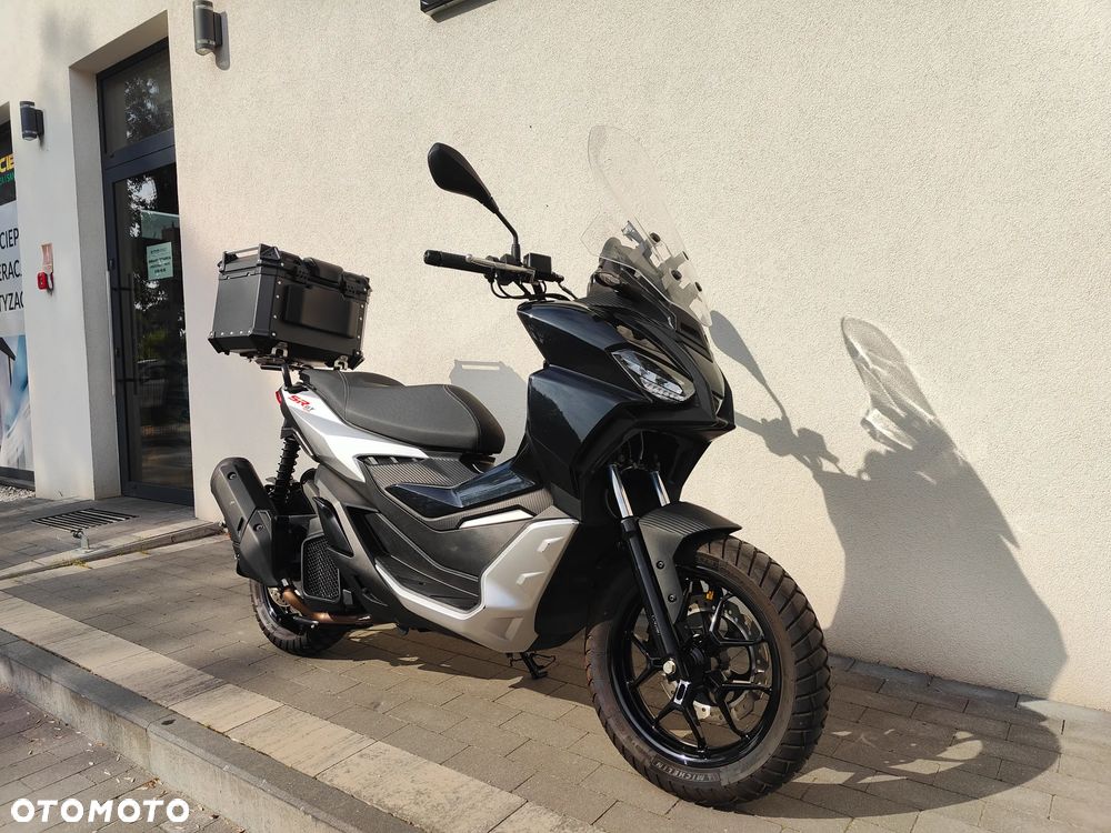Aprilia SR - 5