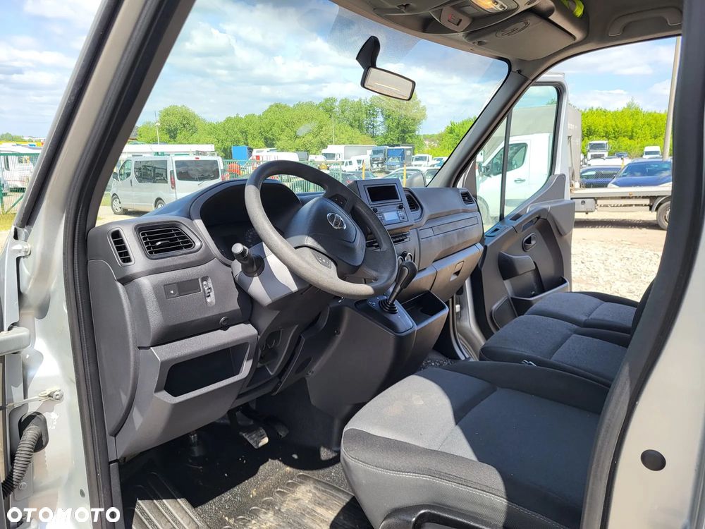 Nissan NV400 - 15