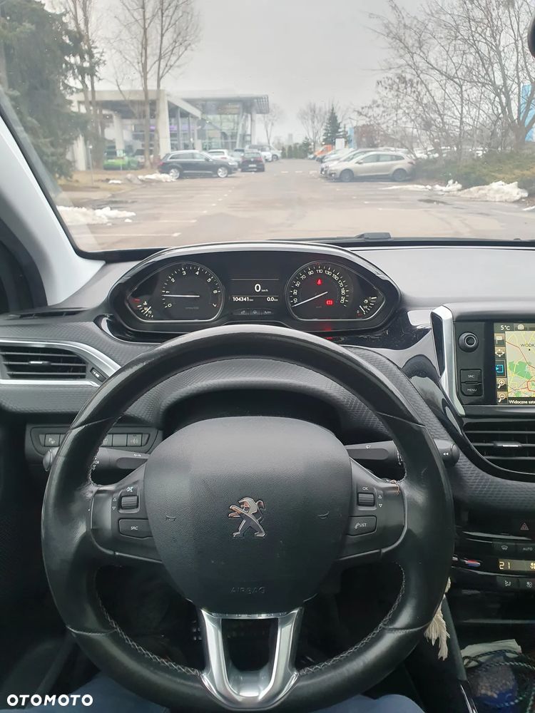 Peugeot 2008 1.6 VTi Active - 16