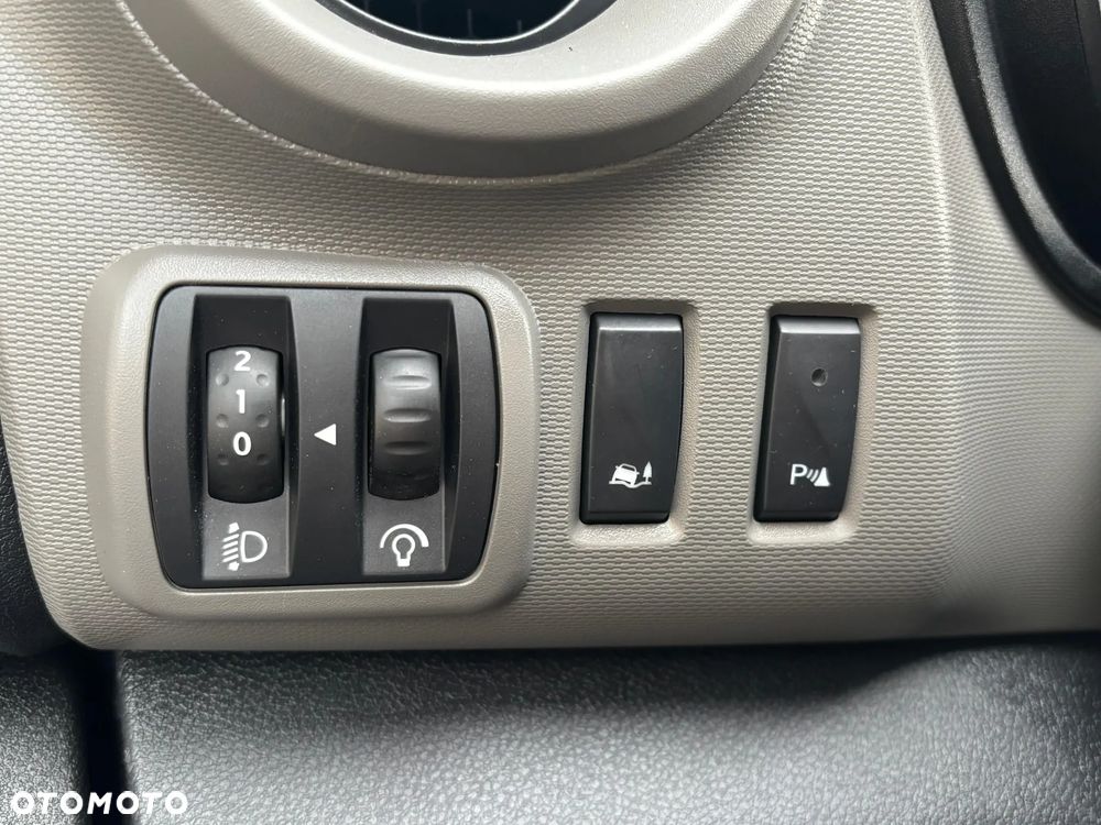 Renault Renault Traffic 1,9 Diesel, Blaszak, 3 osobowy - 17