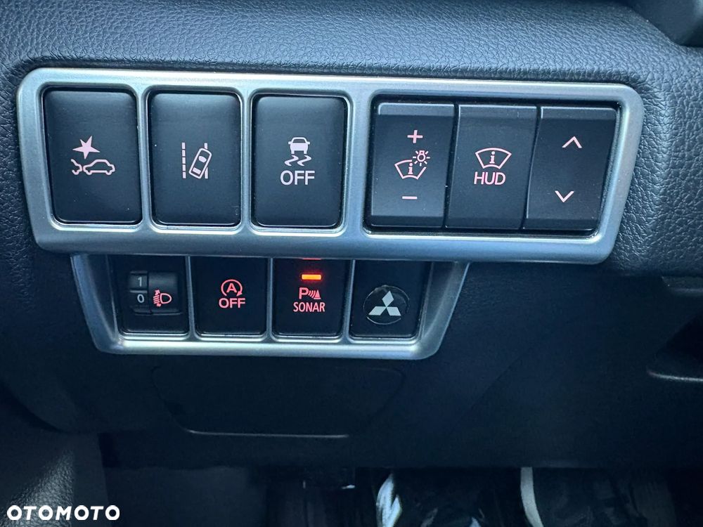 Mitsubishi Eclipse Cross 1.5 T GPF Intense - 12